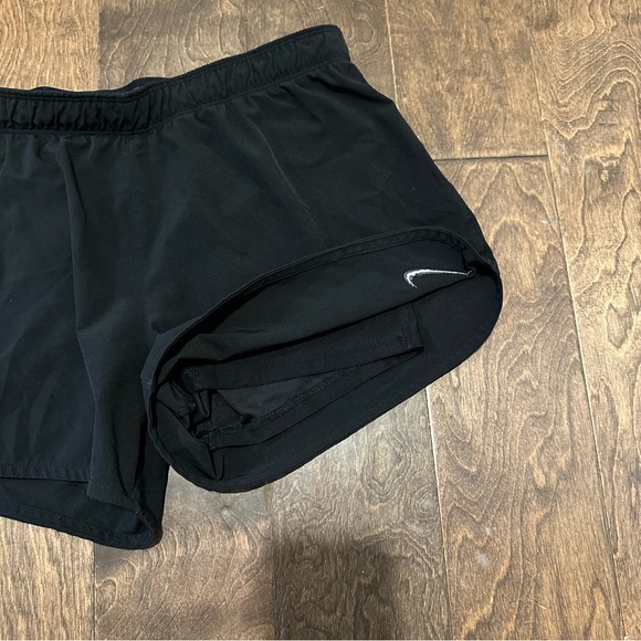 Nike Dry Fit Running Shorts - Picture 2 of 4